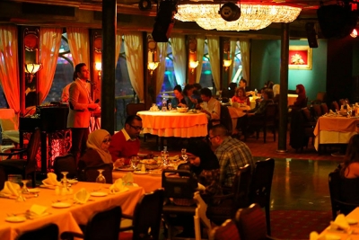Jantar no cruzeiro