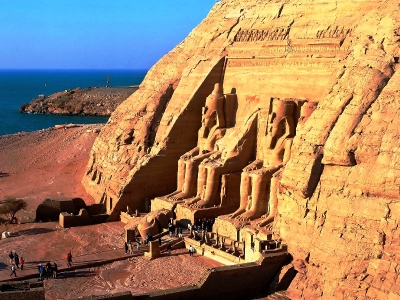 O Templo de Abu Simbel (de avi&atilde;o)